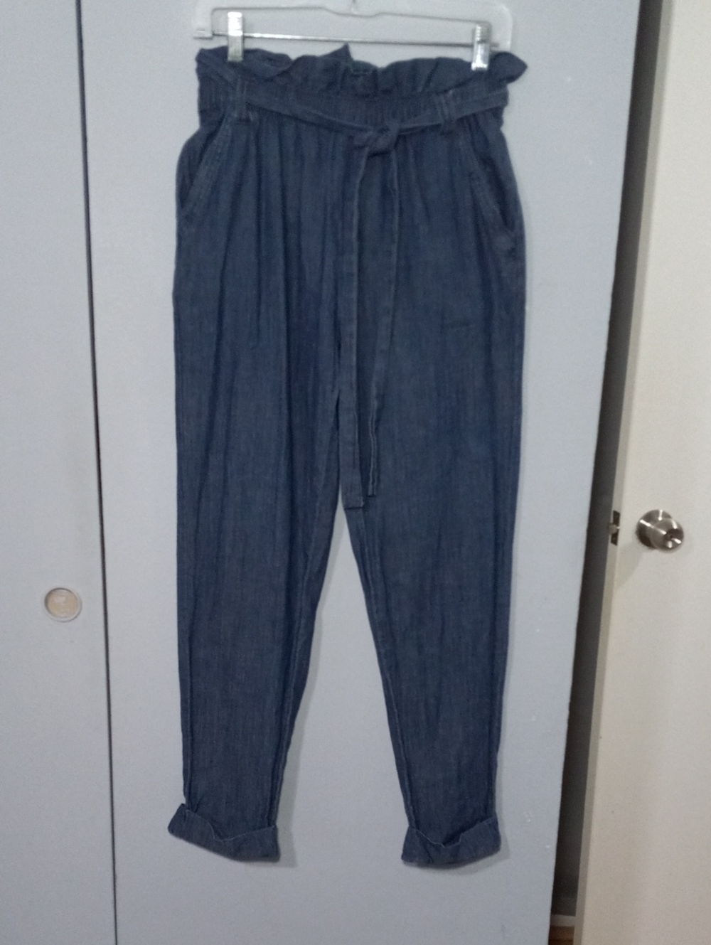 Taxi Paperbag Waist Chambray Tapered Pants - Blue Denim Sz S